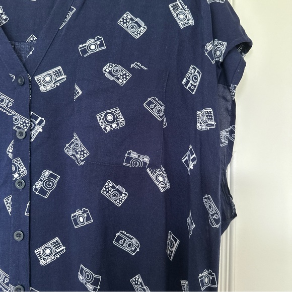 Torrid Challis Dolman Pullover Top - Picture 4 of 8